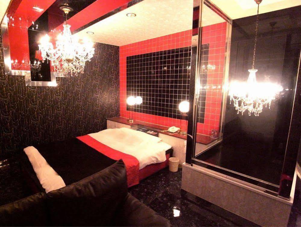 ホテル暴れ狸の鬼袋姫路駅前店 男塾ホテルグループ (Adults Only) Himeji Exterior foto